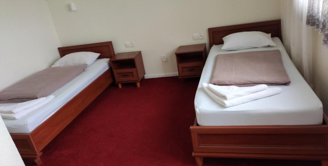 Bra Haus Hotell Branev Eksteriør bilde
